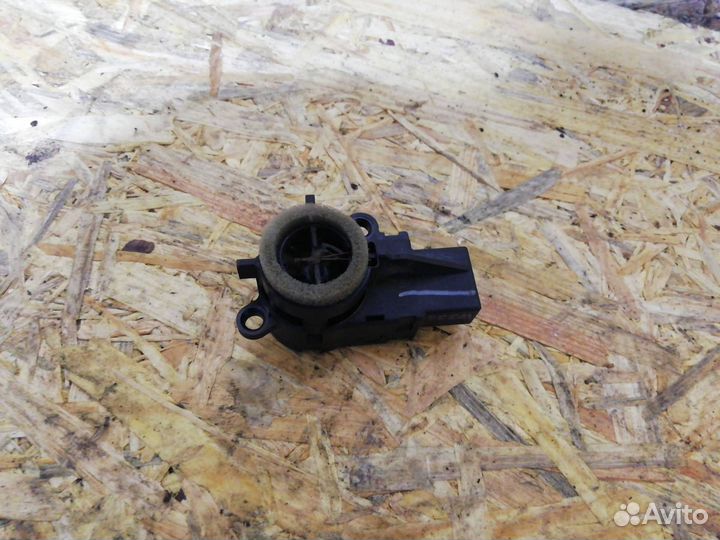 Датчик температуры в салоне Nissan Pathfinder R51