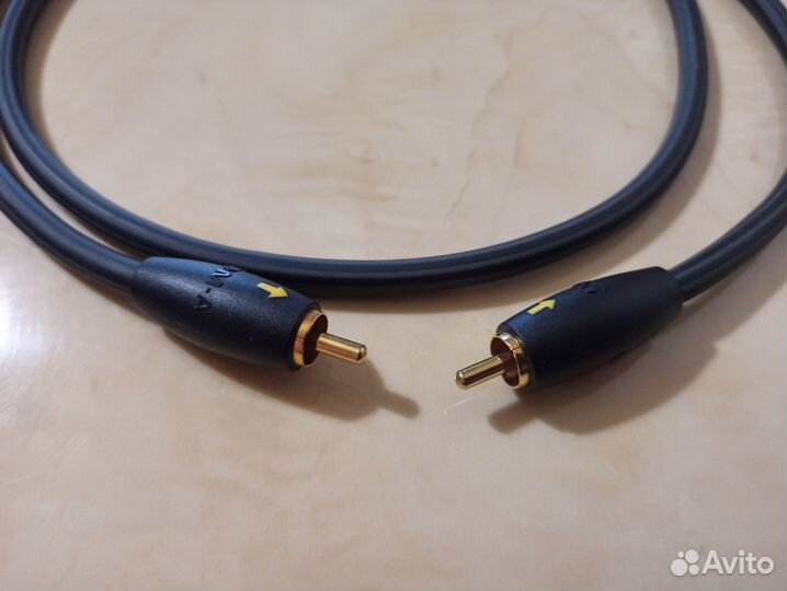 Кабель коаксиальный AudioQuest VDM-A RCA