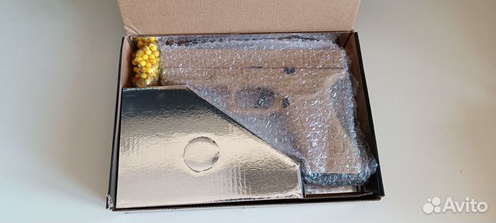 Игрушечный пистолет глок