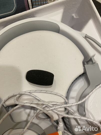 Наушники jbl quantum 100