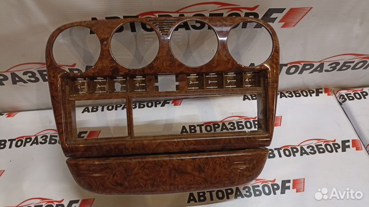 Opel Omega B накладка центральной консоли магнитол