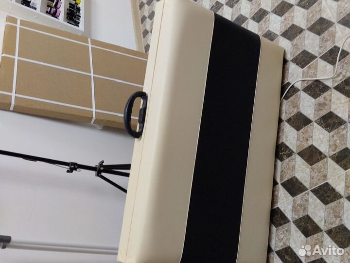 Кушетка косметологическая бу