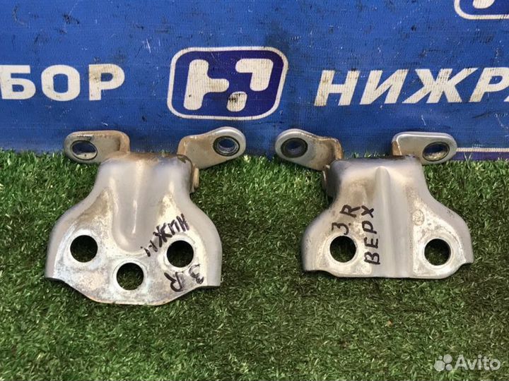 Петля двери задняя правая Ssang Yong Actyon New