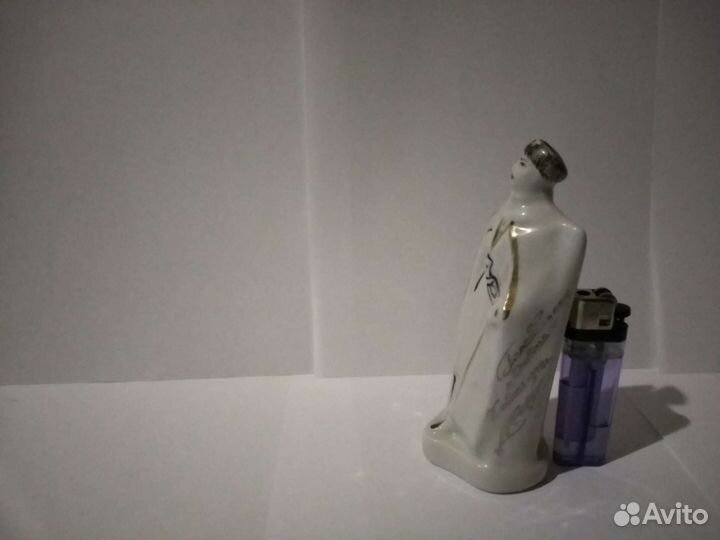 Фарфоровая статуэтка СССР 70 е гола