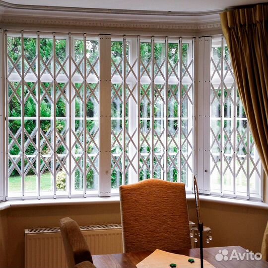 Раздвижные Решётки на окна для дома и квартиры