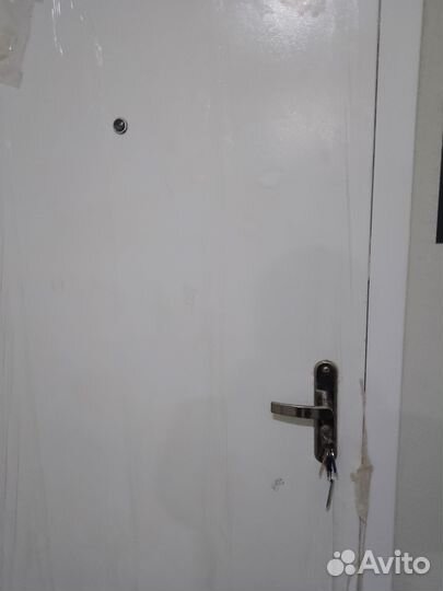 Дверь входная металлическая новая