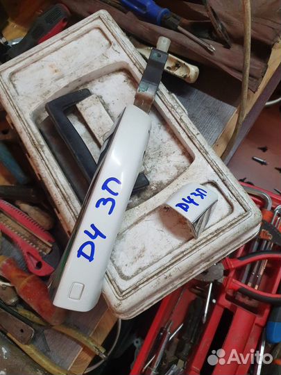 Ручка дверная внешняя задняя правая Ауди А8 Д4