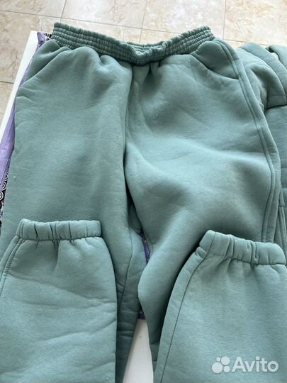 Спортивный костюм женский