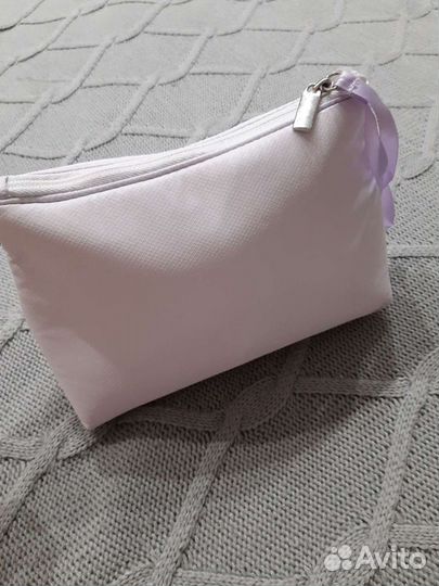 Фотоэпилятор Philips Lumea Essential