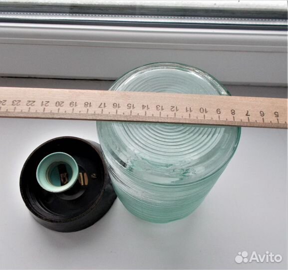 Светильник (плафон) закрытого типа со стеклом