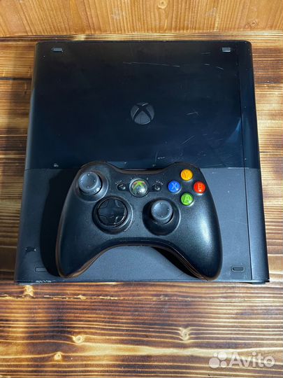 Xbox 360 e 250гб прошитая