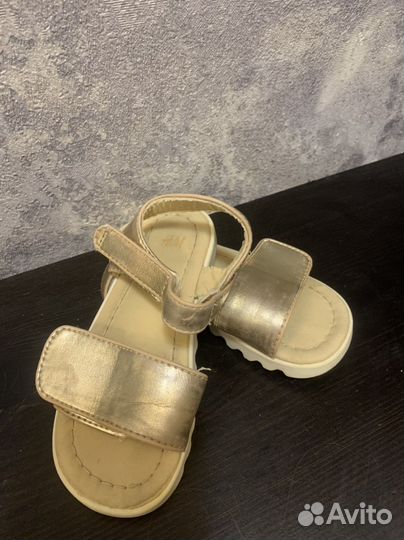 Босоножки сандалии hm