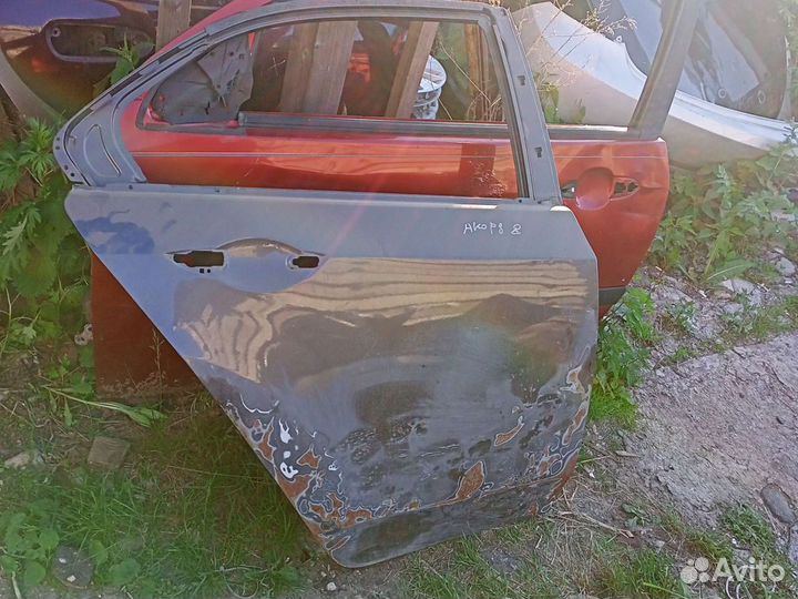 Дверь задняя правая Хонда Аккорд 8