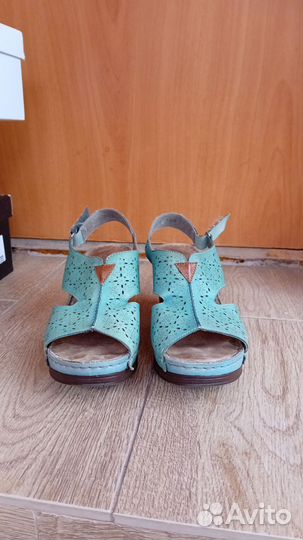 Обувь для девочки 33-35 размер