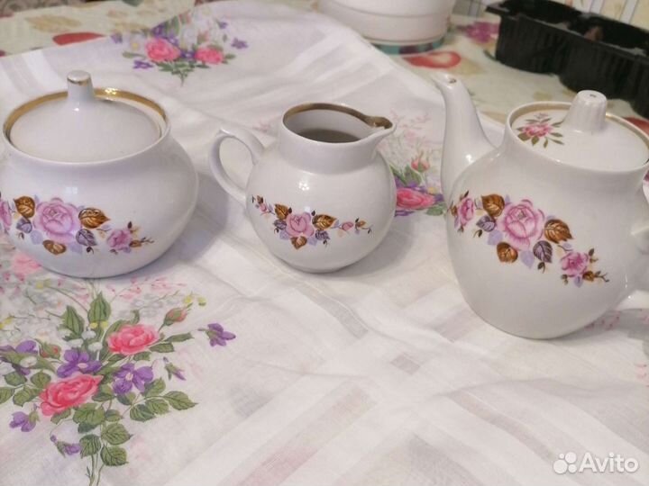 Сахарница, молочник, заварочный чайник