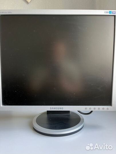 Монитор Samsung 940N 1280x1024 75гц