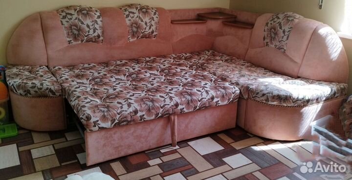 Угловой диван