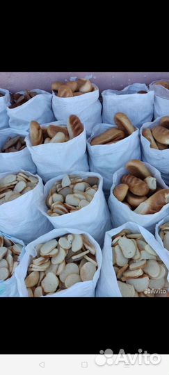 Хлеб на корм животным