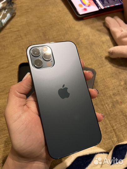 iPhone 12 Pro, 128 ГБ