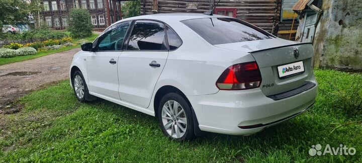 Volkswagen Polo 1.6 AT, 2017, 250 000 км