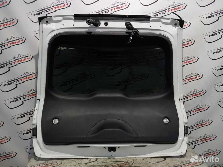 Дверь задняя jeep grand cherokee WK2 68154524AA 2