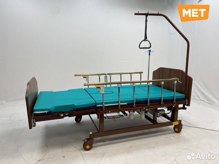 MET Revel L Медицинская удлинённая электро кровать