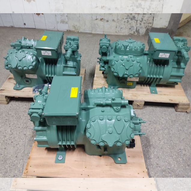 Полугерметичный поршневой компрессор Bitzer
