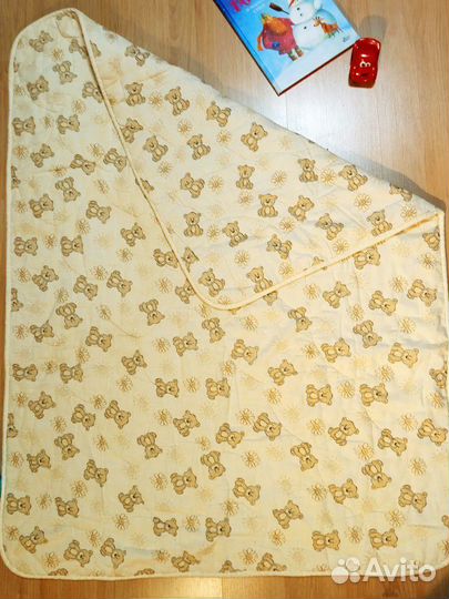 Одеяло в детскую кроватку
