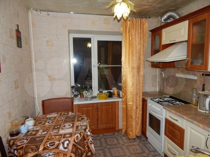 4-к. квартира, 75 м², 2/5 эт.