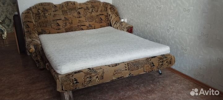 Диван раскладной бу бесплатно