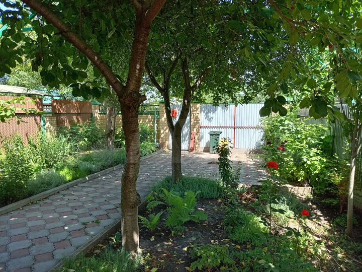 Коттедж 77 м² на участке 2,6 сот.