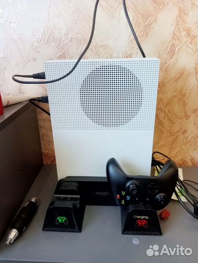 Xbox One s 1tr
