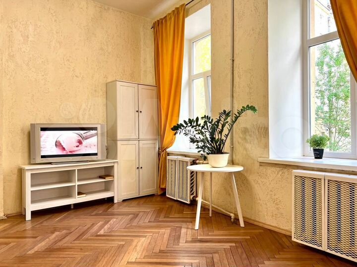 2-к. квартира, 45 м², 2/6 эт.