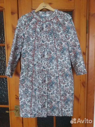 Летнее пальто Pompa 44 р