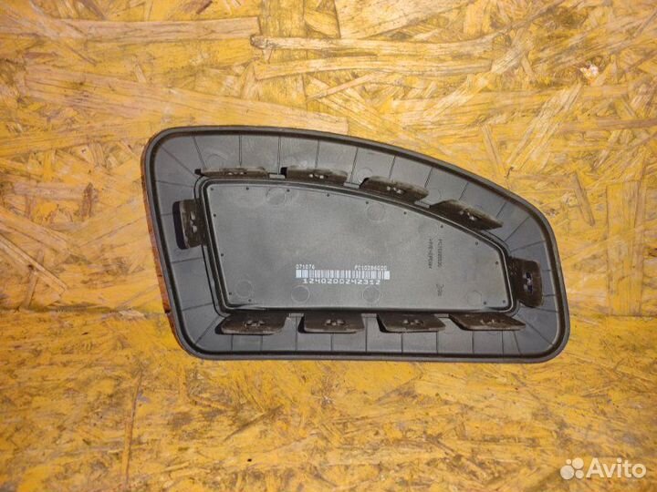 Накладка в торпедо Peugeot Partner B9 DV6 9HZ 2010