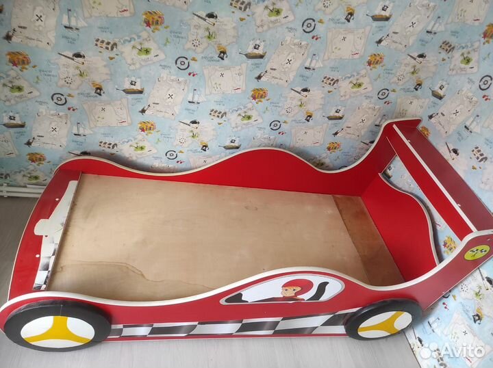 Кроватка детская машинка