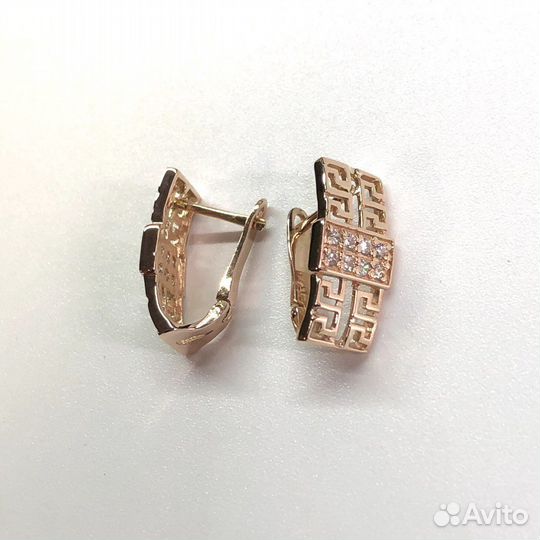 Золотые серьги 585 пробы