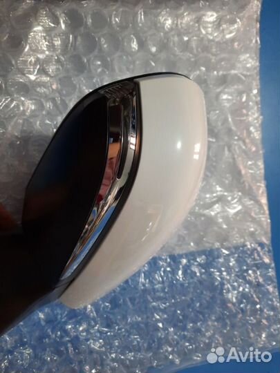 Зеркало заднего вида правое Toyota Camry V70