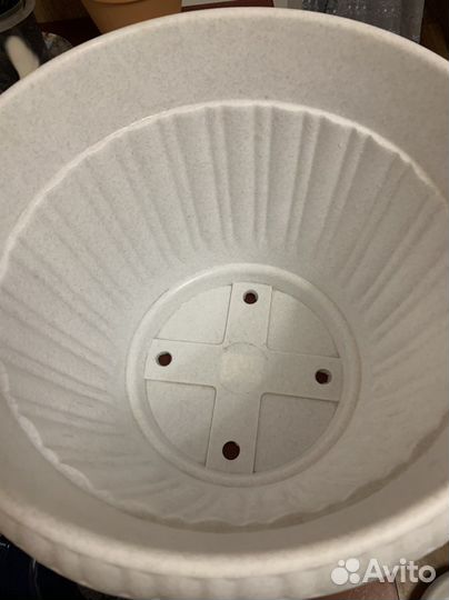 Горшок для цветов высокий