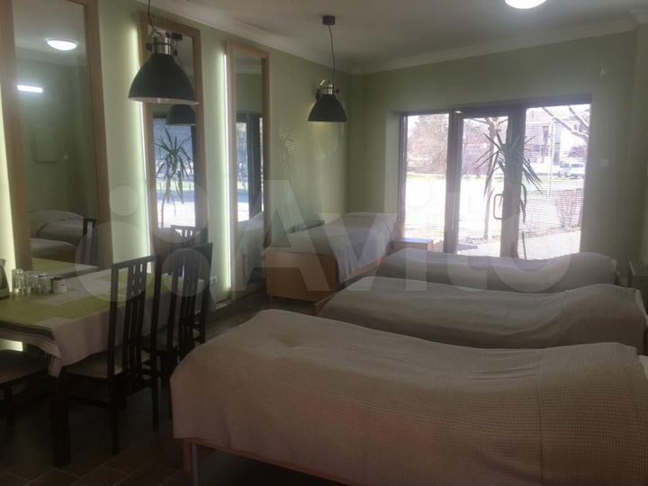 Комната 35 м² в 3-к., 1/2 эт.