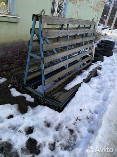 Пирамида для перевозки окон