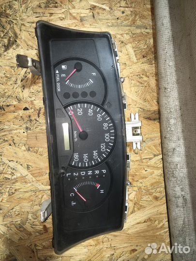 Панель приборов Toyota Corolla