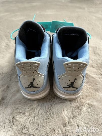 Nike Air Jordan 4 UNC (Оригинал Poizon)