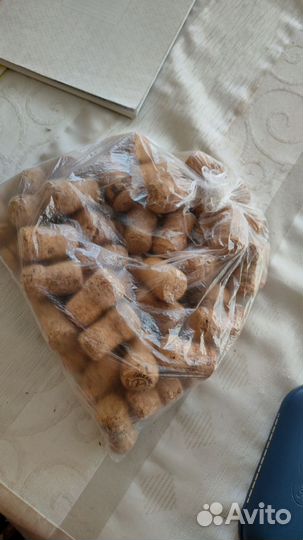 Пробки от шампанского