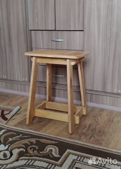 Табуретка