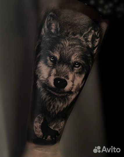 Модель на тату