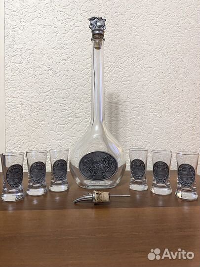 Штоф со стопками