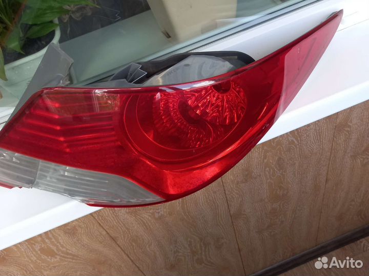 Hyundai solaris фара задняя правая