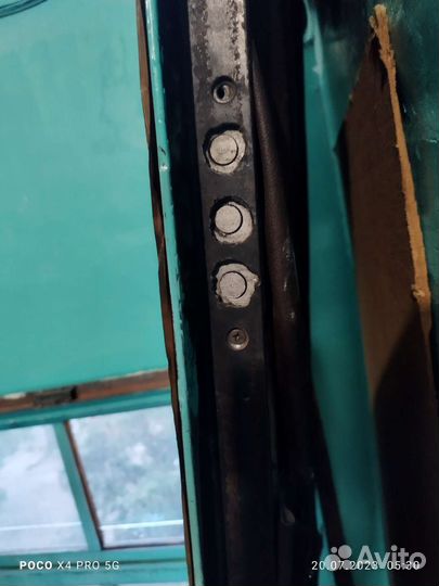 Металлическая дверь бу