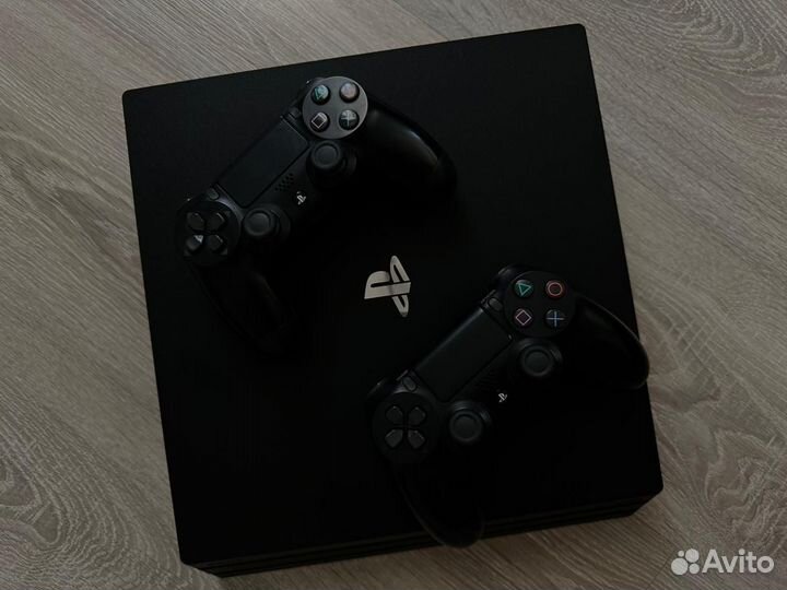 Игровая приставка ps4 pro 1tb